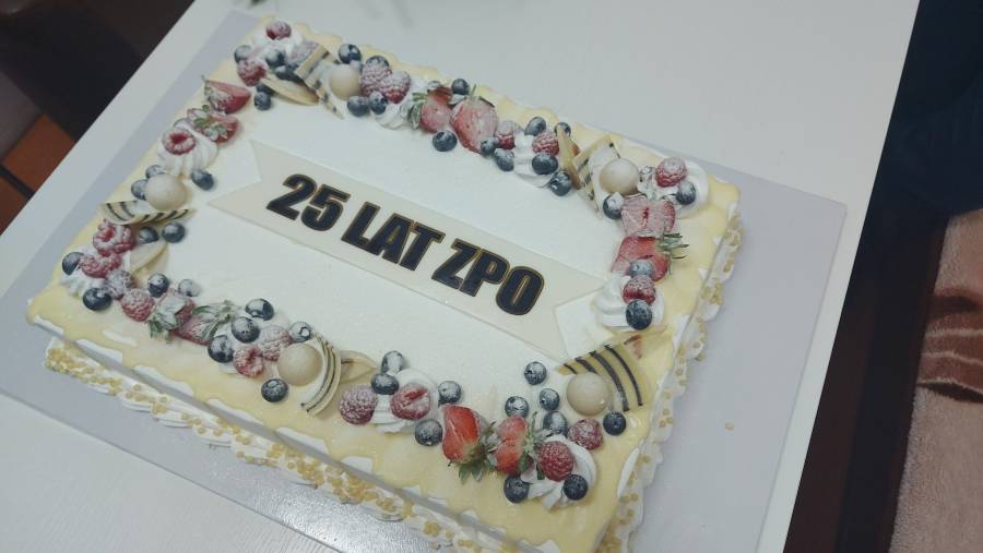 25