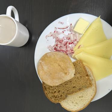 2.12.2025 r. śniadanie dieta podstawowa