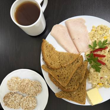 5.11.2025 r. kolacja dieta z ogr. łatwoprzyswajalnych węglowodanów